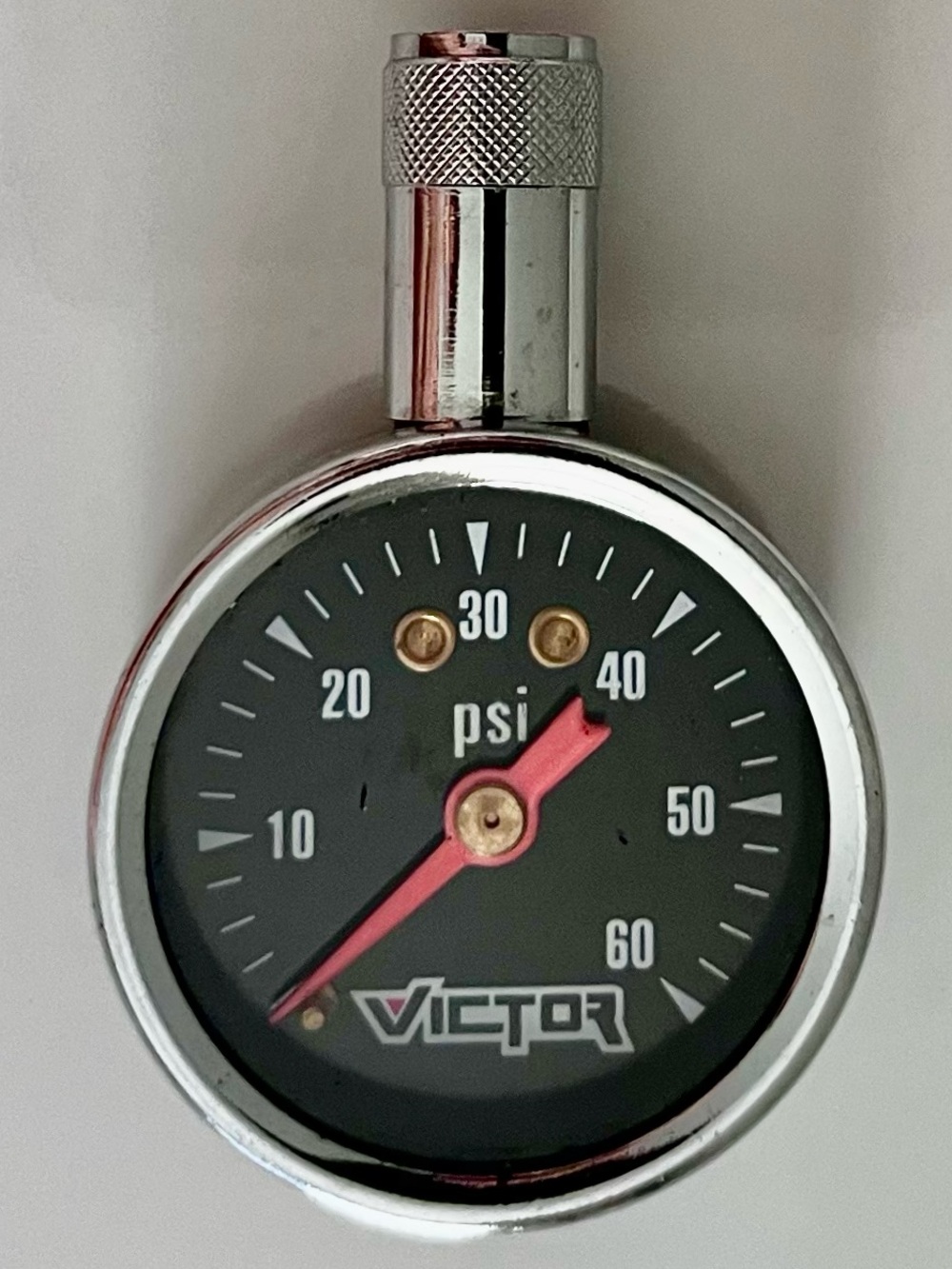 Victor PSI Tire Pressure Gauge - Black Dial with Red Needle